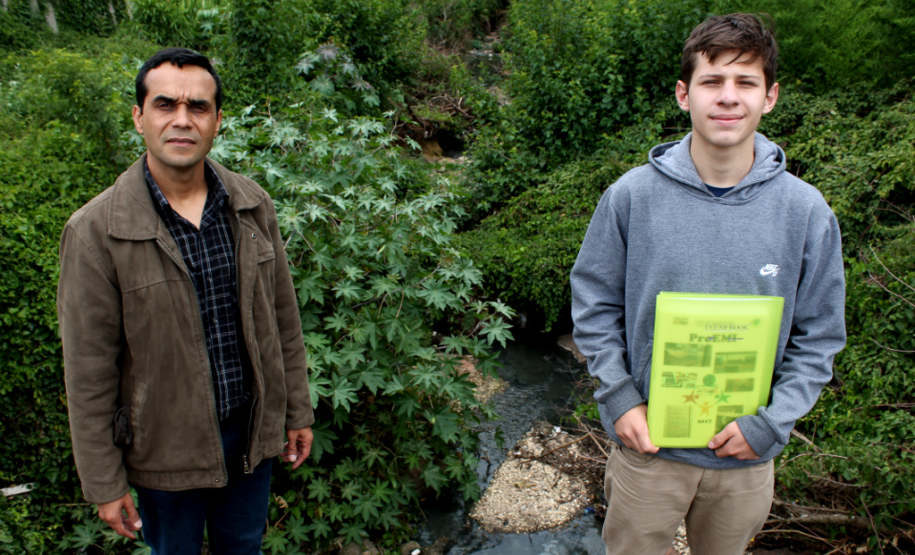 A ideia de propor o resgate do rio surgiu da necessidade de apresentar à comunidade a solução para um problema comum: a poluição do riacho