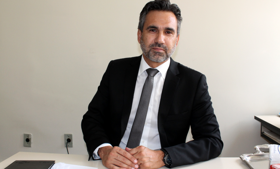 “O principal objetivo desse programa é levar discussões relacionadas ao trânsito para dentro das escolas e trabalhar com os jovens que serão os futuros condutores. Hoje no Brasil, uma das principais causas de mortes dos jovens está relacionada a acidentes de trânsito, por isso é importante esse trabalho de conscientização”, disse o diretor de Tecnologia e Desenvolvimento do Detran-PR, Marco Aurélio Barbosa.