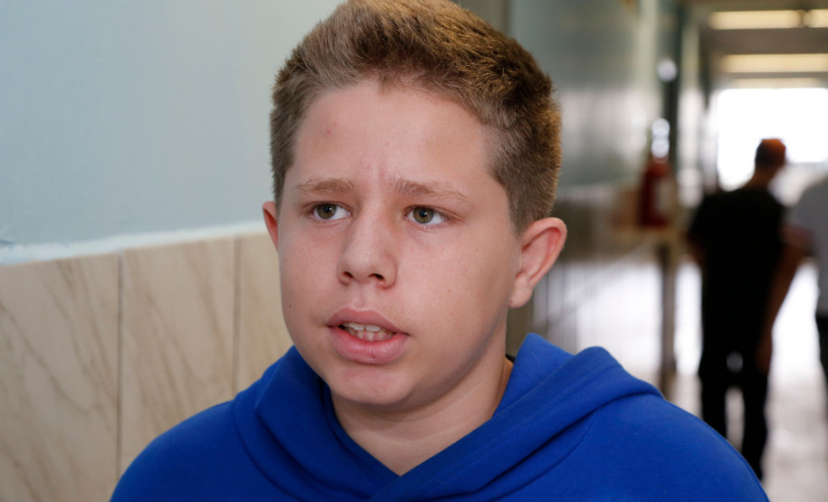 O aluno Wesley Domingues Ramalho, 13 anos, do 9° ano, aprovou a chegada do novo equipamento. “É uma ferramenta que vai ajudar o trabalho dos professores e facilitar o nosso aprendizado”, disse.