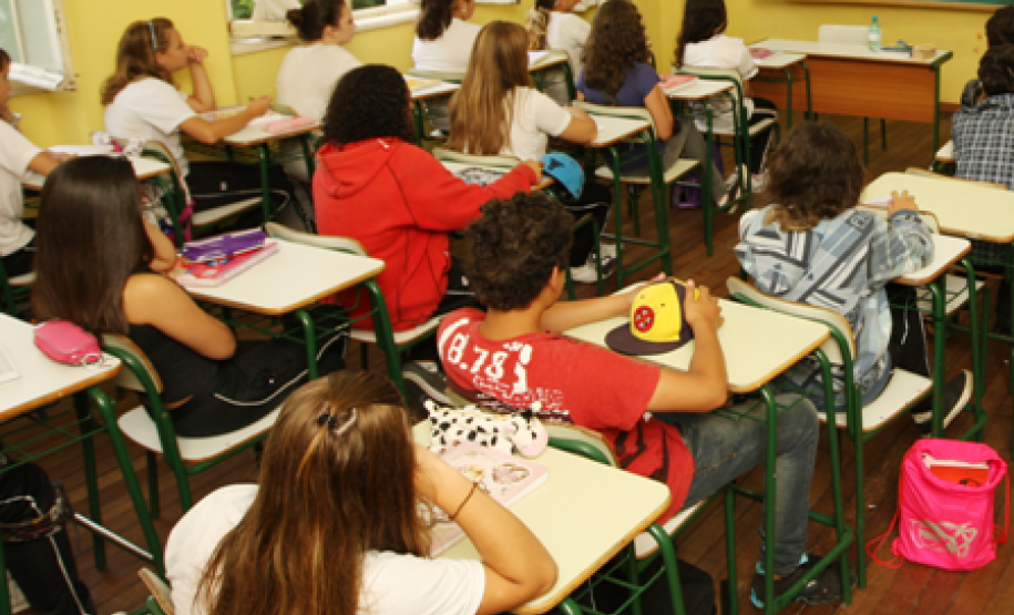 Garantia de normalidade é resultado do diálogo existente entre SEED e profissionais da educação.