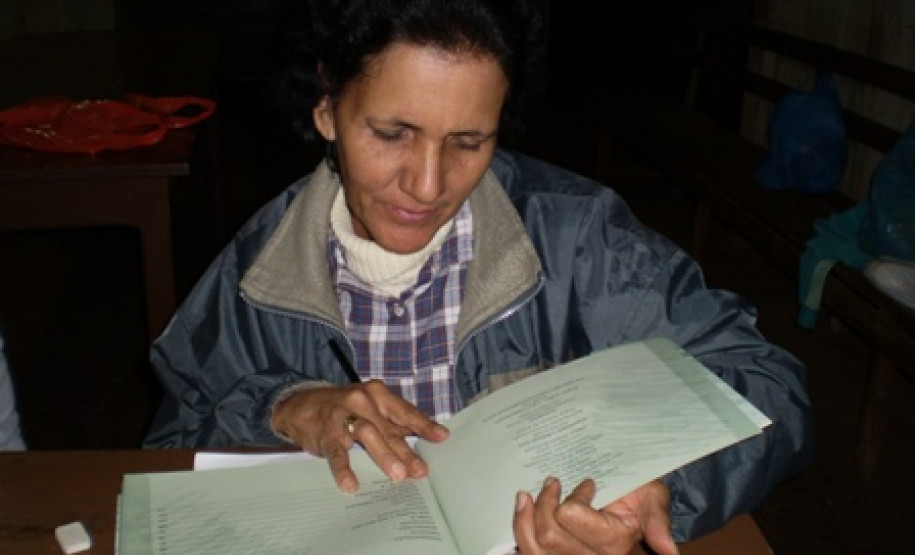 Secretaria de Estado da Educação investe em mais ações para alfabetização de jovens e adultos.