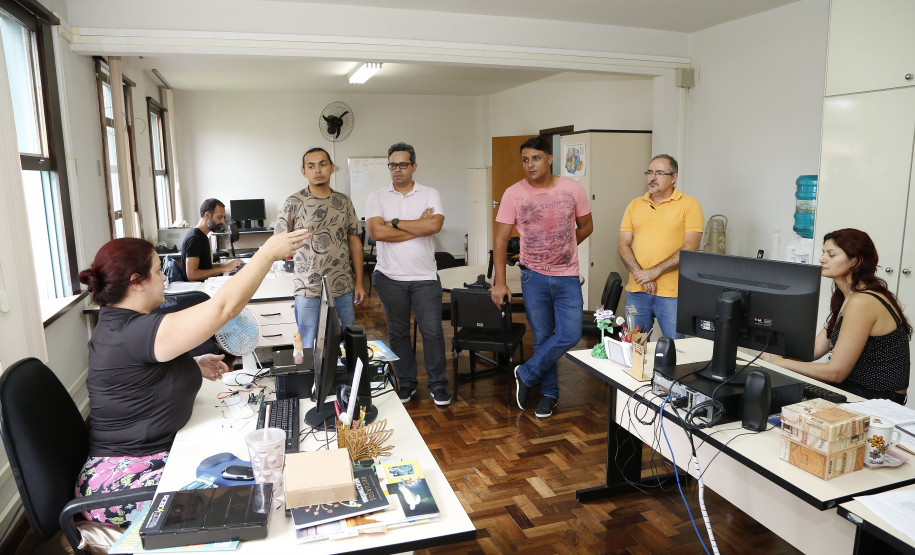 Delegação do RN conhece metodologias de ensino tecnológico do Paraná Secretaria Estadual de Educação do Paraná; Gurpo de funcionários da prefeitura municipal de Ceará Mirin do estado do Rio Grande do Norte visitam o Departamento de Políticas Tecnológica (DPTE). 20-03-18. Foto: Hedeson Alves