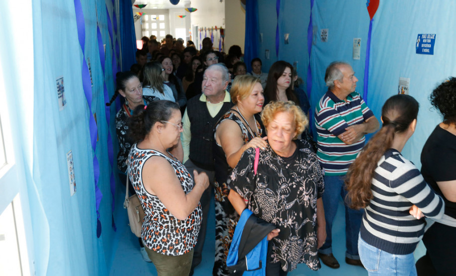 Uma peça teatral sobre a Paixão de Cristo é a atividade escolhida pela Escola Estadual Lucy Requião Mello e Silva na modalidade Educação Especial, em Curitiba, para destacar o Dia Mundial da Conscientização do Autismo. A apresentação é resultado das ações realizadas na escola para desenvolver o potencial de seus estudantes autistas.