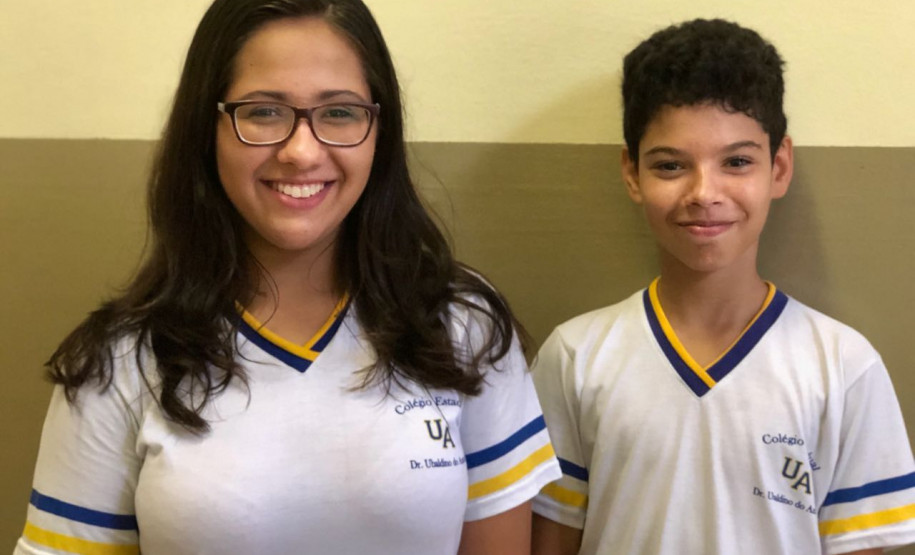 Salas de aula ambiente são organizadas pelos professores conforme os conteúdos são trabalhados. Iniciativa diversifica rotina de nove horas diárias de estudo.