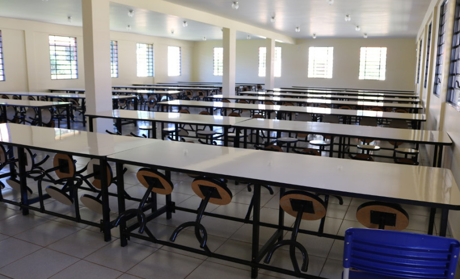 O CEEP de Manoel Ribas foi inaugurado no ano passado, com a proposta de ofertar educação profissionalizante para alunos da cidade, de municípios do entorno e das 71 comunidades indígenas da região.