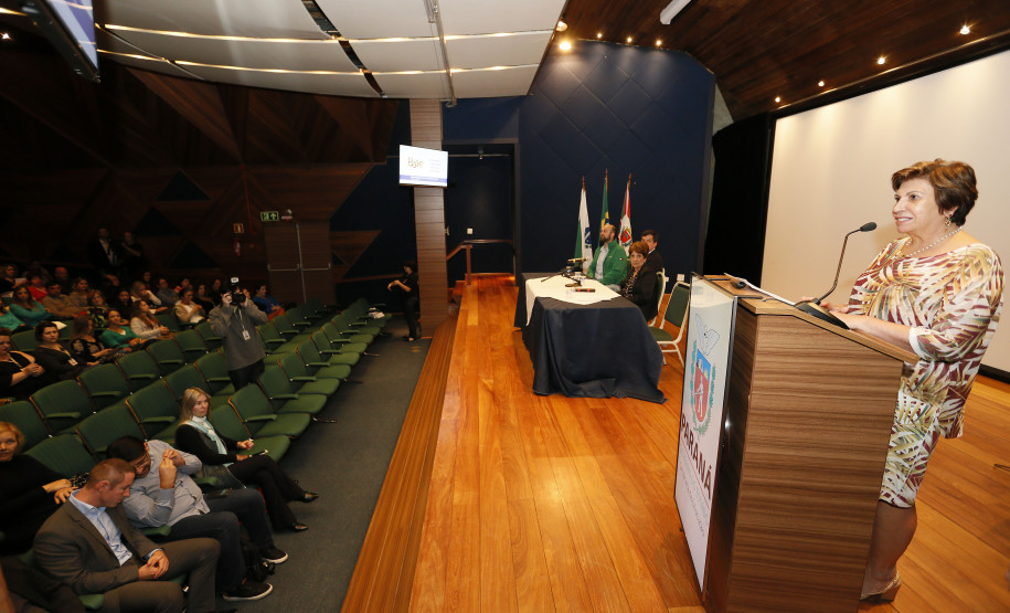 Secretaria Estadual de Educação do Paraná; Semana Pedagógica no auditório da Assossiação Médca do Paraná com a presença da Secretária Lucia Lopez. 20-04-18. Foto: Hedeson Alves