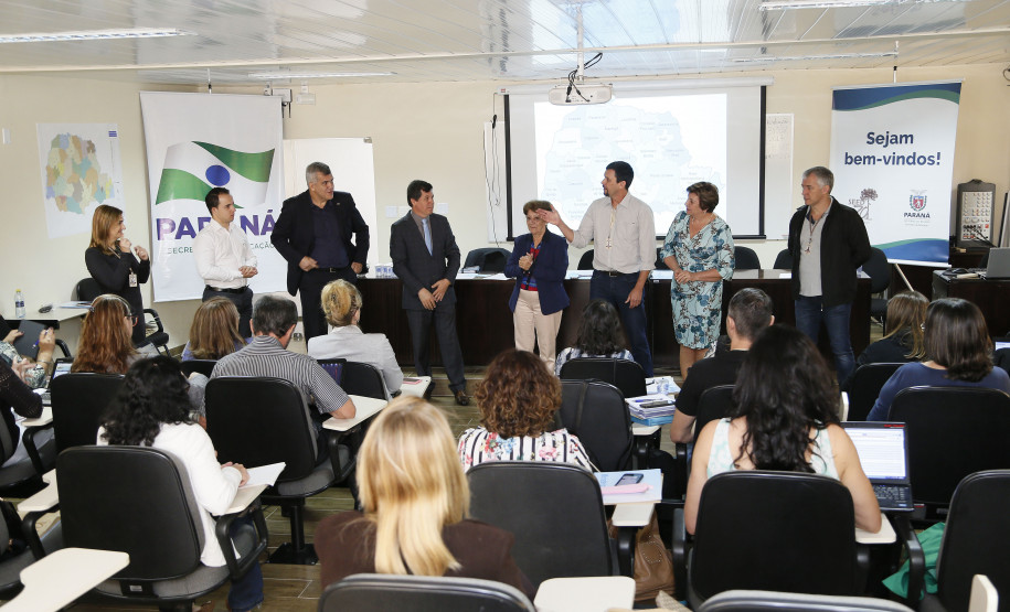 Secretaria Estadual de Educação do Paraná; Reunião com representantes do MEC no auditório da SEED com a participação da Secretária Lucia Cortez. 24-04-18. Foto: Hedeson Alves