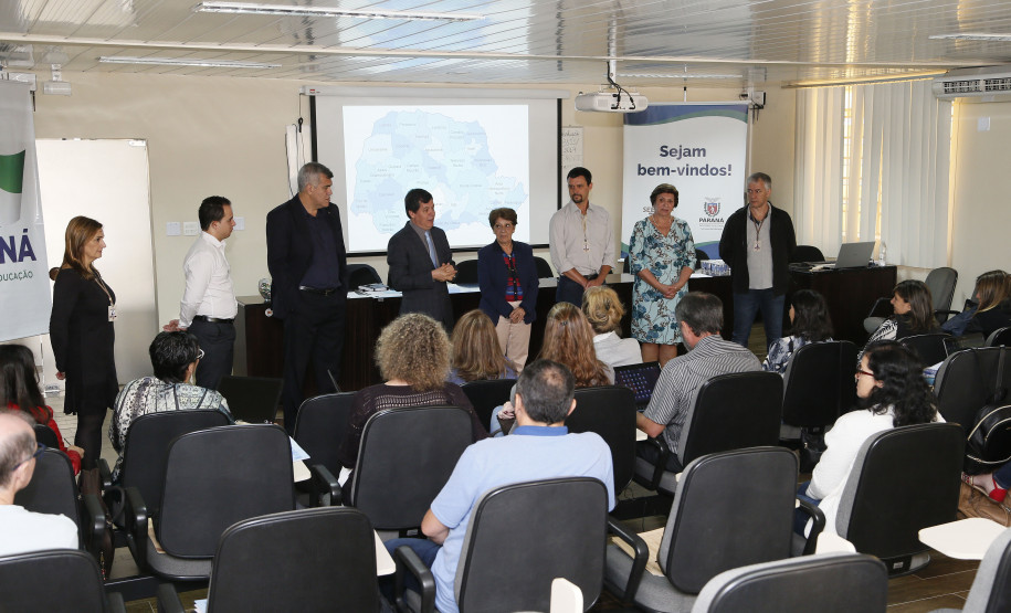 Secretaria Estadual de Educação do Paraná; Reunião com representantes do MEC no auditório da SEED com a participação da Secretária Lucia Cortez. 24-04-18. Foto: Hedeson Alves