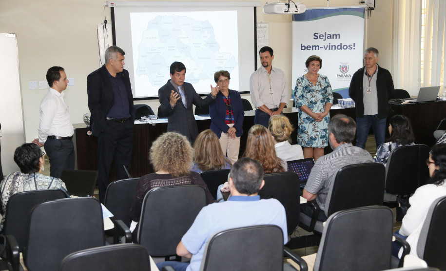 Secretaria Estadual de Educação do Paraná; Reunião com representantes do MEC no auditório da SEED com a participação da Secretária Lucia Cortez. 24-04-18. Foto: Hedeson Alves