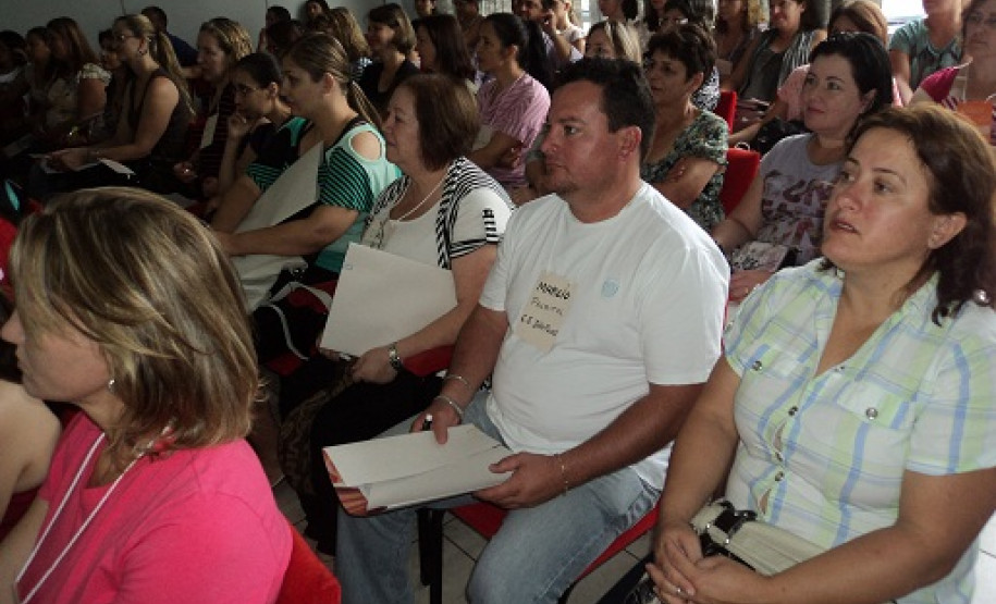 Para receber os recursos do programa, as escolas já organizaram seus planos de trabalho para 2012 e 2013, prevendo ações pedagógicas que visem à melhoria do rendimento escolar, ou seja, da qualidade de ensino.