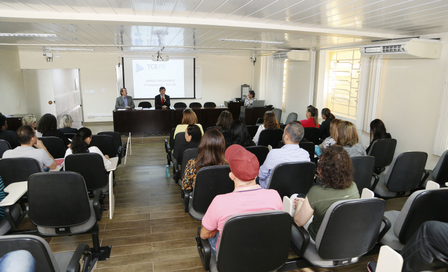 Secretaria Estadual de Educação do Paraná; Reunião no auditório da SEED sobre o Tribunal de Contas com o diretor José Carlos Rodrigues Pereira . 26-04-18. Foto: Hedeson Alves