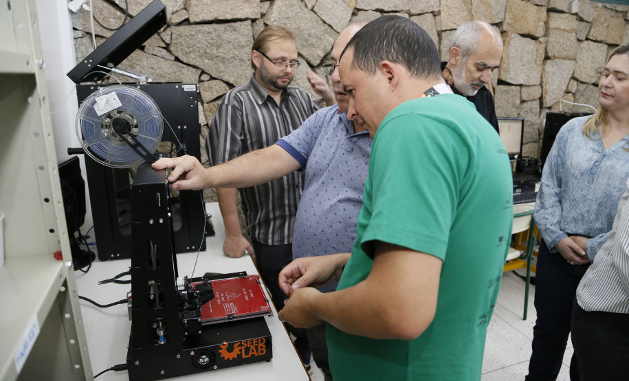 Secretaria Estadual de Educação do Paraná; Cursos para técnico dos núcleos regionais para apresentar o SEED LAB. 26-04-18. Foto: Hedeson Alves