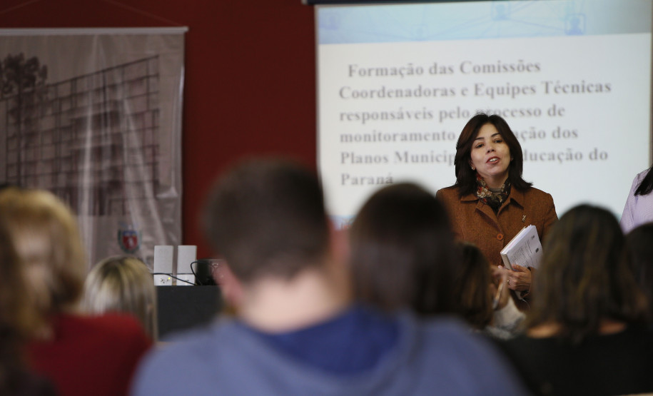 Secretaria Estadual de Educação do Paraná; Formação das Comissões dos Planos Municipais de Educação do Paraná no núcleo regional de educação de Curitiba. 08-05-18. Foto: Hedeson Alves