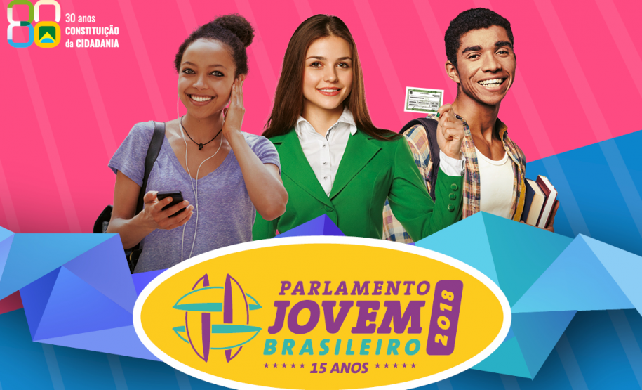 Cinco estudantes paranaenses dos municípios de Cascavel, Paranacity, Toledo, Marechal Cândido Rondon e União da Vitória, produziram um vídeo para incentivar que outros estudantes participem do Parlamento Jovem Brasileiro, um programa de educação para a democracia promovido anualmente pela Câmara dos Deputados e dirigido a estudantes do Ensino Médio de todo o Brasil.