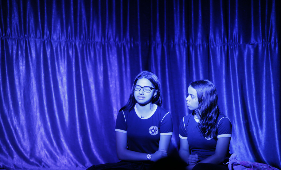 Secretaria Estadual de Educação do Paraná; Colégio Estadual Roberto Langer Júnior que tem projetos contra a prática de bullyng como peça de teatro, na foto encenação da peça teatral Bullyng Qual a Graça?. 02-05-18. Foto: Hedeson Alves