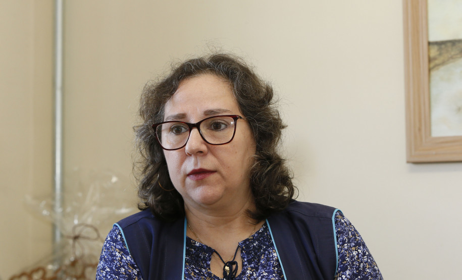 Secretaria Estadual de Educação do Paraná; Colégio Estadual Roberto Langer Júnior que tem projetos contra a prática de bullyng como peça de teatro, na foto a diretora Ceidy Maria Alves. 02-05-18. Foto: Hedeson Alves