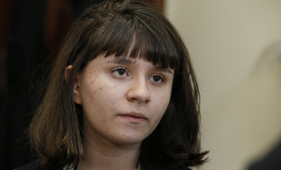 Secretaria Estadual de Educação do Paraná; Colégio Estadual Roberto Langer Júnior que tem projetos contra a prática de bullyng como peça de teatro, na foto a aluna Mayra de Fátima Zampiele. 02-05-18. Foto: Hedeson Alves