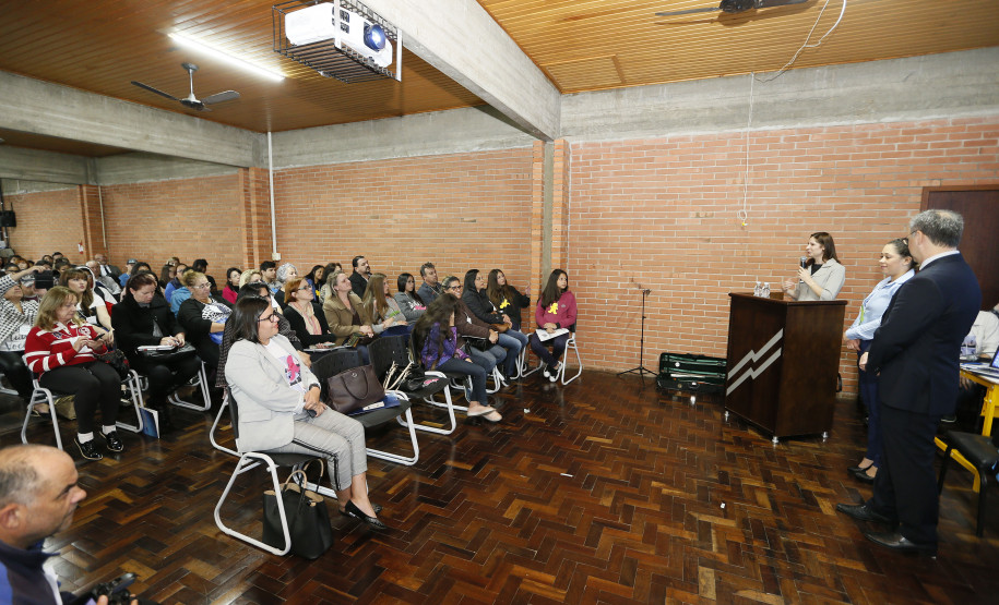 Secretaria Estadual de Educação do Paraná; Auditório do DPTE reune alunos da rede estadual de educaçao para debater o dia 18 de maio Dia Nacional de Combate ao Abuso e à Exploração Sexual de Crianças e Adolescentes. 17-05-18. Foto: Hedeson Alves