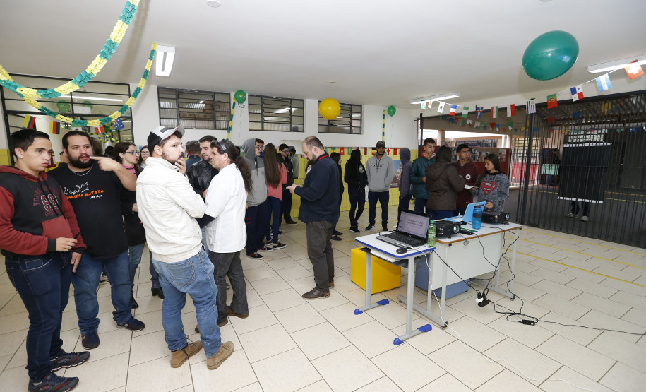 Secretaria Estadual de Educação do Paraná; Feira de 3D e robótica no Colégio Estadual São Cristóvão em São José dos Pinhais. 05-06-18. Foto: Hedeson Alves
