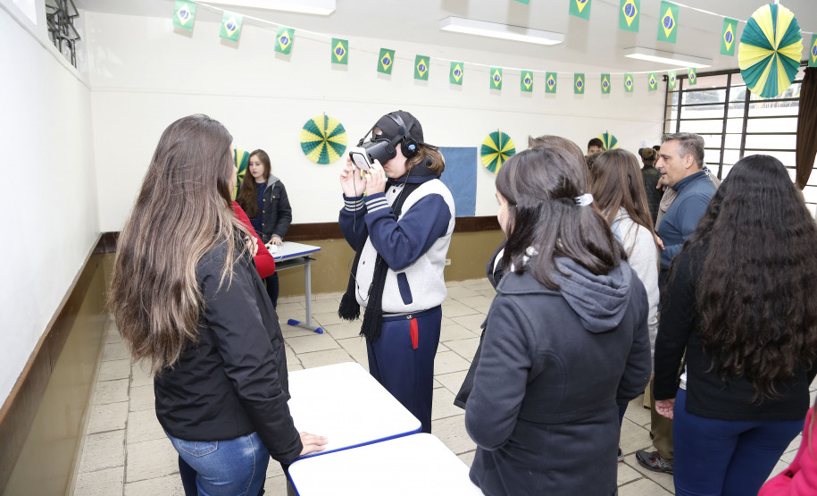 Secretaria Estadual de Educação do Paraná; Feira de 3D e robótica no Colégio Estadual São Cristóvão em São José dos Pinhais. 05-06-18. Foto: Hedeson Alves