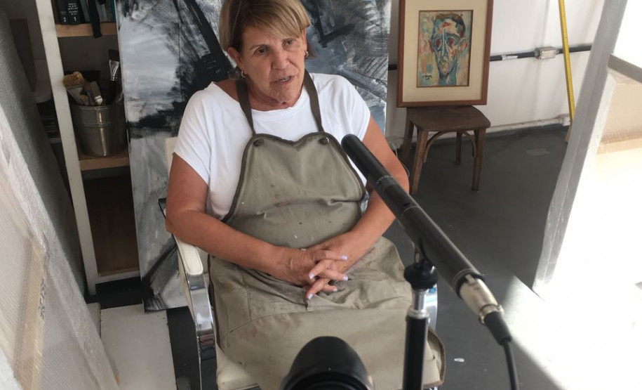 Começa nesta sexta-feira (08), no Centro Estadual de Capacitação em Artes Guido Viaro, a exposição Memória e Percepção - O Visível do Invisível, com obras da artista Estela Sandrini. A mostra faz parte do projeto "Te Encontro no Guido", um evento cultural e pedagógico que busca trabalhar a formação de plateia e expectadores com espetáculos e apresentações das diferentes áreas da arte.