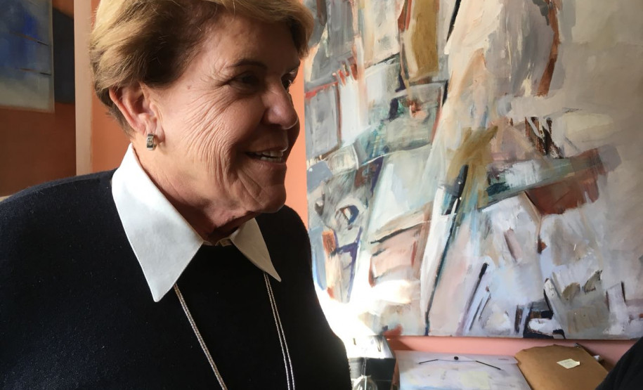 Começa nesta sexta-feira (08), no Centro Estadual de Capacitação em Artes Guido Viaro, a exposição Memória e Percepção - O Visível do Invisível, com obras da artista Estela Sandrini. A mostra faz parte do projeto "Te Encontro no Guido", um evento cultural e pedagógico que busca trabalhar a formação de plateia e expectadores com espetáculos e apresentações das diferentes áreas da arte.