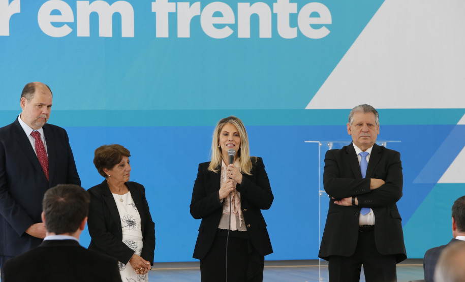 Secretaria Estadual de Educação do Paraná; Almoço no Palácio Iguaçu com a presença da Governadora Cida Borghetti a Secretária Lucia Cortez e chefes dos núcleos de educação. 11-06-18. Foto: Hedeson Alves