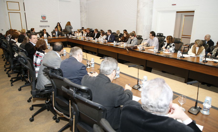 Secretaria Estadual de Educação do Paraná; Reunião com os chefes dos núcleos no GGi do Palácio Iguaçu com a presença da Secretária Lucia Cortez. 11-06-18. Foto: Hedeson Alves