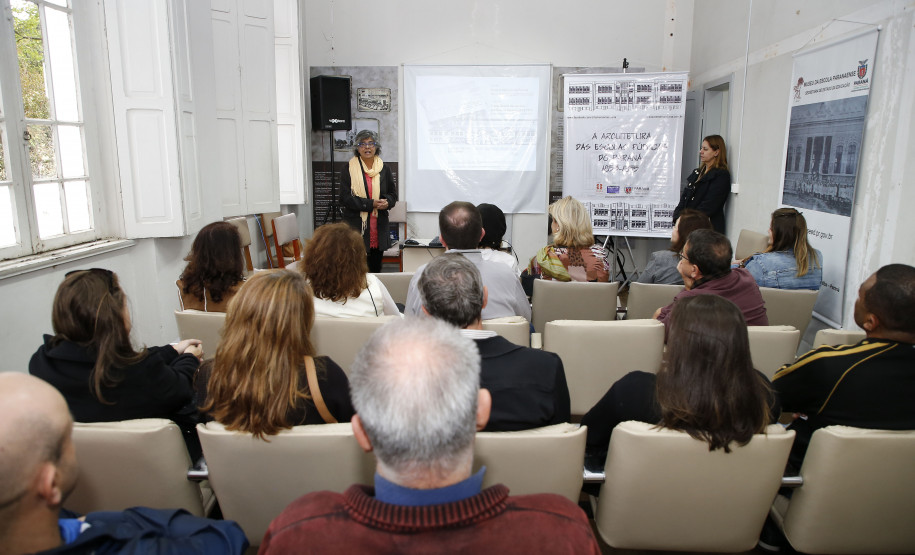 Secretaria Estadual de Educação do Paraná; Lançamento do livro a Arquitetura das Escolas Públicas do Paraná da Elizabeth Amorim de Castro no Museu da Escola. 12-06-18. Foto: Hedeson Alves