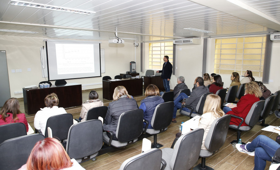 Secretaria Estadual de Educação do Paraná; Reunião no auditório da SEED sobre IDEB. 14-06-18. Foto: Hedeson Alves
