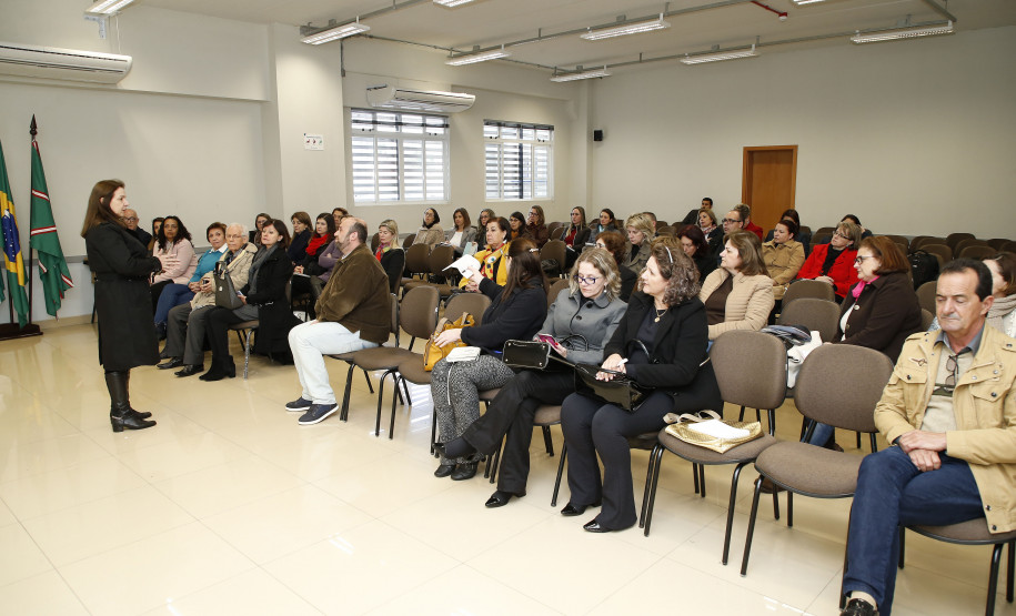 Secretaria Estadual de Educação do Paraná; Reunião no auditório da Universidade UniCesumar sobre BNCC (Base Nacional Comun Curricular). 18-06-18. Foto: Hedeson Alves