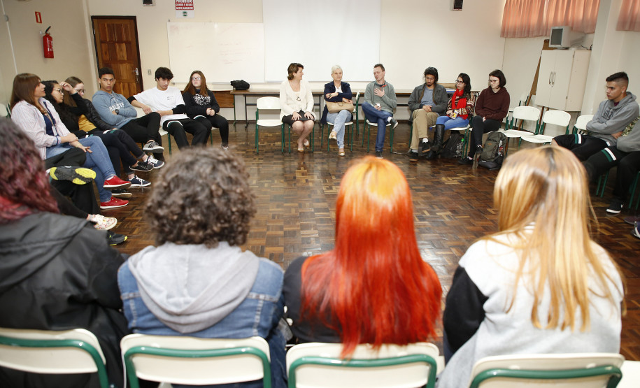 Secretaria Estadual de Educação do Paraná; Colégio Estadual Leôncio Correia, palestra para alunos sobre drogas, Mes de Junho sem Drogras. 28-06-18. Foto: Hedeson Alves