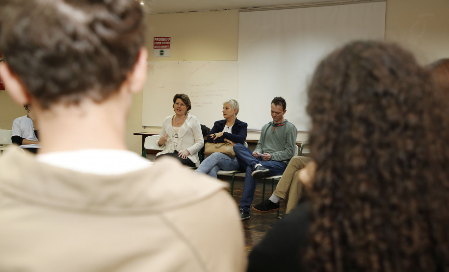 Secretaria Estadual de Educação do Paraná; Colégio Estadual Leôncio Correia, palestra para alunos sobre drogas, Mes de Junho sem Drogras. 28-06-18. Foto: Hedeson Alves