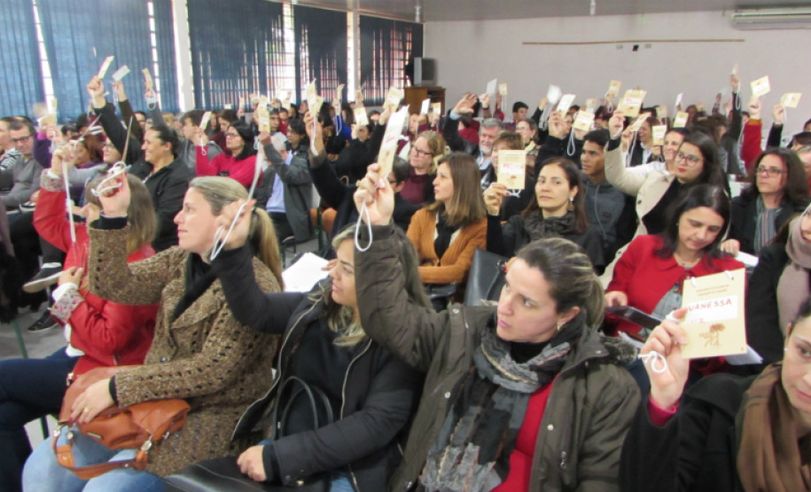 Conferência intermunicipal de educação do Núcleo Regional de Educação (NRE) de Cianorte.