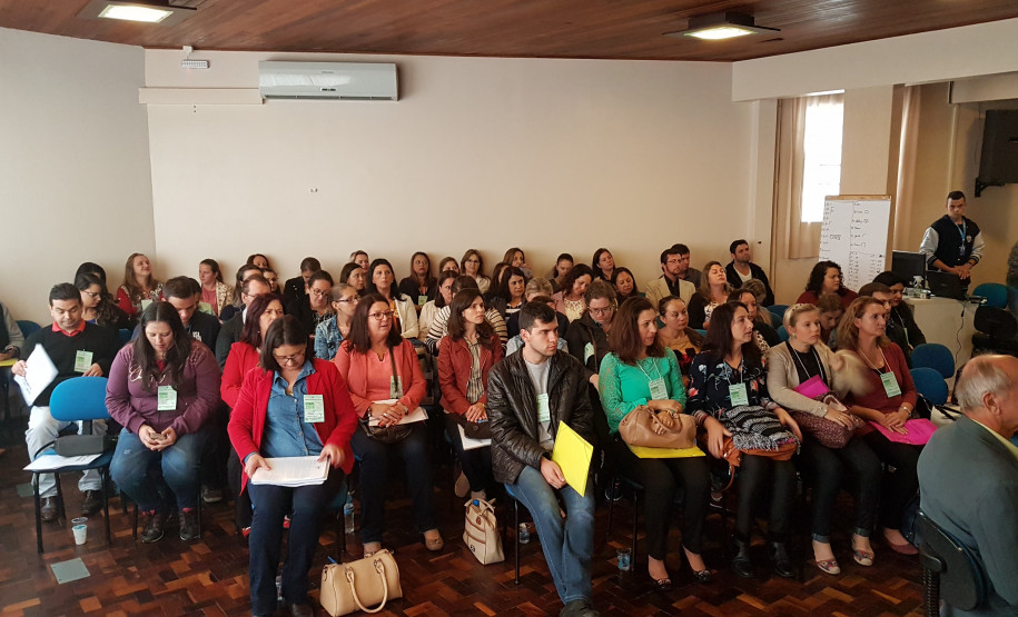 Conferência intermunicipal de educação do Núcleo Regional de Educação (NRE) de União da Vitória.