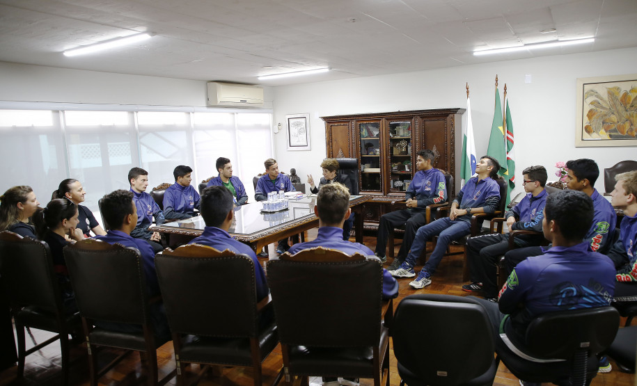 Secretaria Estadual de Educação do Paraná; Visita no gabinete da secretária Lucia Cortez. 10-10-18. Foto: Hedeson Alves