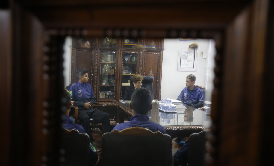 Secretaria Estadual de Educação do Paraná; Visita no gabinete da secretária Lucia Cortez. 10-10-18. Foto: Hedeson Alves