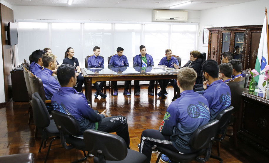 Secretaria Estadual de Educação do Paraná; Visita no gabinete da secretária Lucia Cortez. 10-10-18. Foto: Hedeson Alves