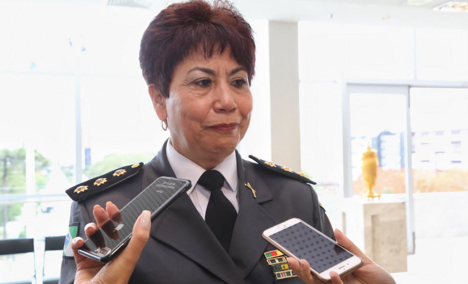 O Paraná passará a contar com mais três colégios da Polícia Militar em 2019. Nesta quinta-feira (11), a governadora Cida Borghetti assinou decreto que cria os colégios de Maringá, Cornélio Procópio e Cascavel.Curitiba, 11/10/2018Foto: Fernando Ogura / ANPr