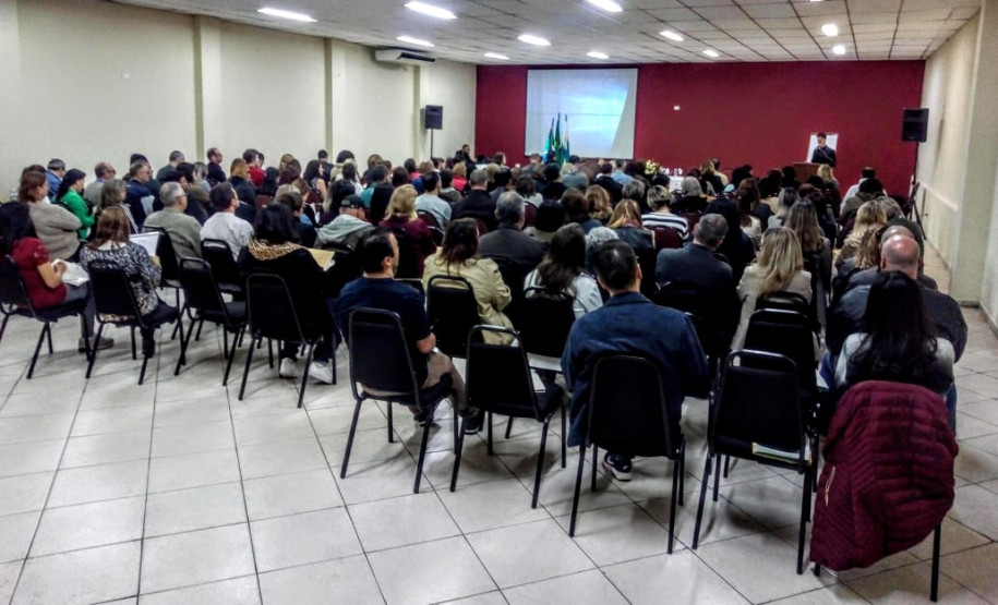 Governo estadual oferta a educação básica para aproximadamente mil adolescentes em 19 Centros de Socioeducação (Censes) divididos em 15 Núcleos Regionais de Educação.