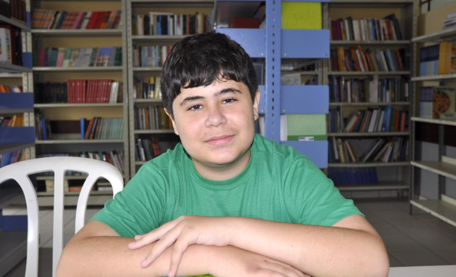 Projeto desenvolvido por três alunos do Colégio Estadual Arlindo Carvalho de Amorim, de Curitiba, foi classificado entre os cinco melhores do mundo na competição tecnológica Space Apps Challenge, também conhecida como Hackathon, promovida pela agência espacial norte-americana.