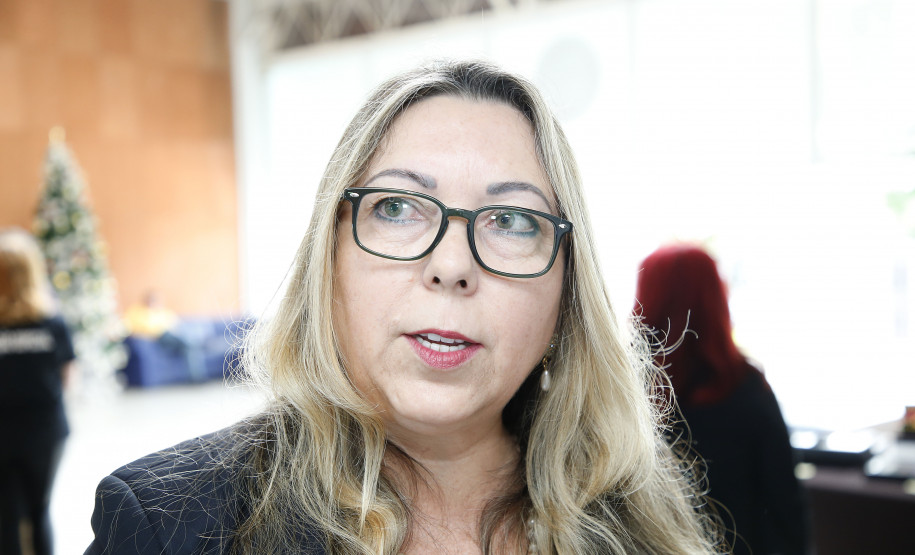 Secretaria Estadual de Educação do Paraná; II Simpósio de Neurociencias Aplicada e Educação Especial no auditório da FAculdade Bagozzi, na foto  Siana do Carmo de Oliveira Franco Bueno .Departamento de Educação Especial - DEE.  23-10-18. Foto: Hedeson Alves