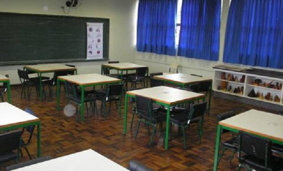 Colégio Estadual Gastão Vidigal, de Maringá.