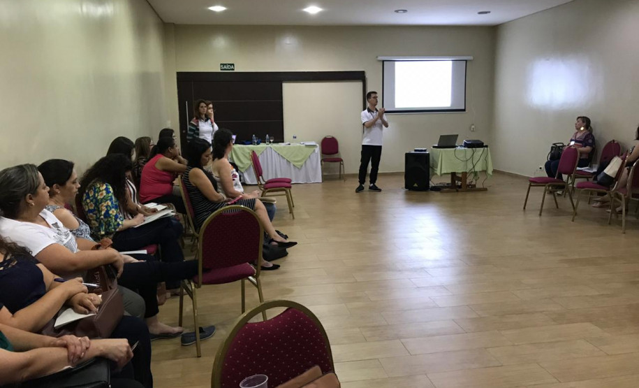 Documento será a referência para a reorganização dos currículos no Paraná acrescentando o contexto paranaense às definições da Base Nacional Comum Curricular.