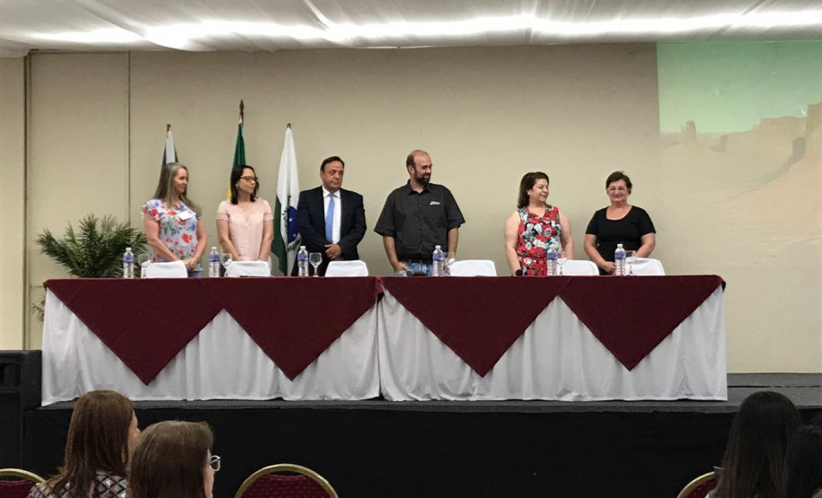 Documento será a referência para a reorganização dos currículos no Paraná acrescentando o contexto paranaense às definições da Base Nacional Comum Curricular.