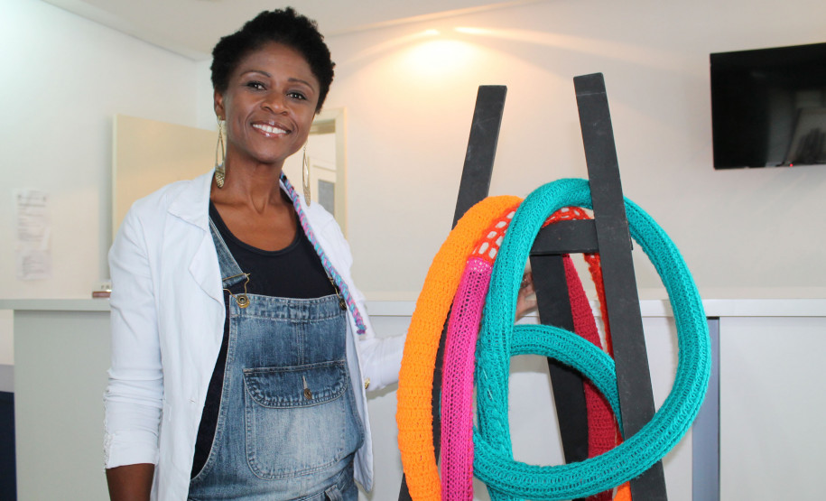 A Secretaria de Estado da Educação inaugurou nesta sexta-feira (23) a exposição Ero Ere Mulheres Artistas. A coletânea, que conta com 23 trabalhos distribuídos pela sede da Secretaria, em Curitiba, ficará aberta ao público e funcionários até o dia 18 de dezembro.  -  Curitiba, 23/11/2018   -  FOto: Fernando de Jesus/SEED