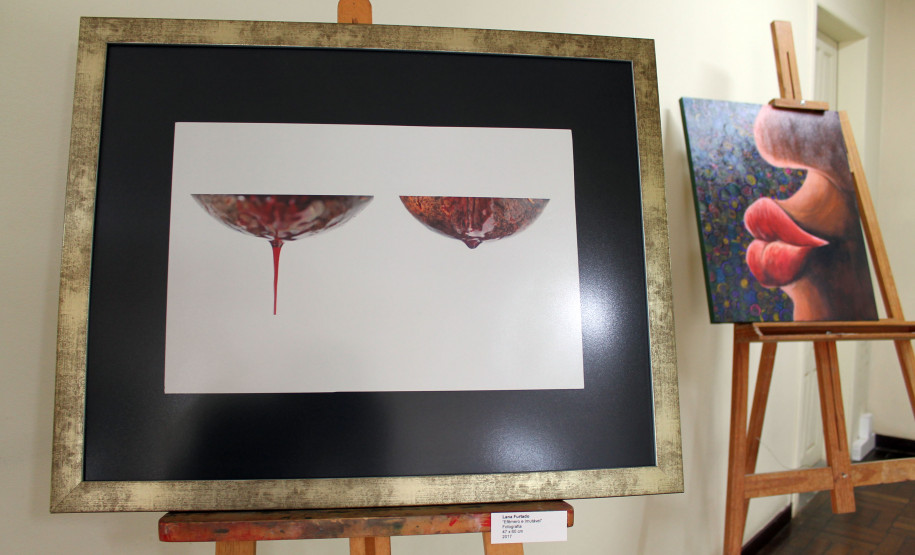 A Secretaria de Estado da Educação inaugurou nesta sexta-feira (23) a exposição Ero Ere Mulheres Artistas. A coletânea, que conta com 23 trabalhos distribuídos pela sede da Secretaria, em Curitiba, ficará aberta ao público e funcionários até o dia 18 de dezembro.  -  Curitiba, 23/11/2018   -  FOto: Fernando de Jesus/SEED