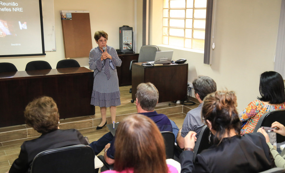 Encontros realizados periodicamente contribuem para alinhar políticas desenvolvidas pela pasta com as regionais e aproximar as demandas das escolas da administração da educação básica do Estado.