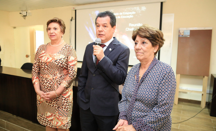 Encontros realizados periodicamente contribuem para alinhar políticas desenvolvidas pela pasta com as regionais e aproximar as demandas das escolas da administração da educação básica do Estado.