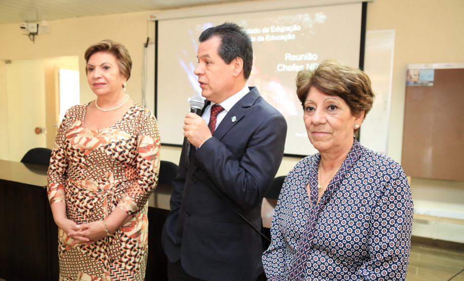 Encontros realizados periodicamente contribuem para alinhar políticas desenvolvidas pela pasta com as regionais e aproximar as demandas das escolas da administração da educação básica do Estado.